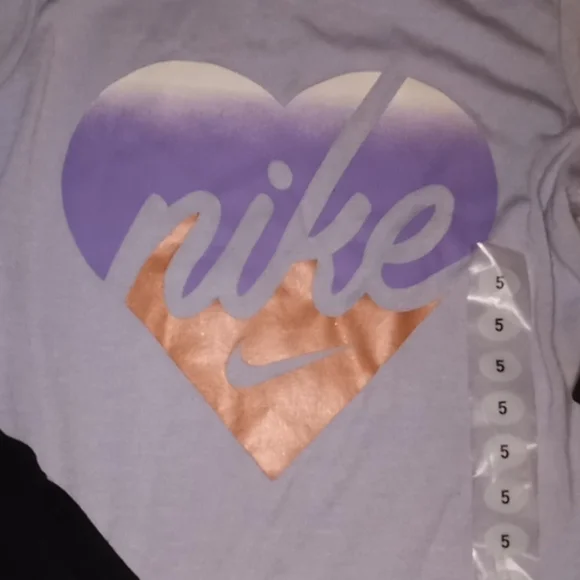 𝅺nike Toddler Girl's 2 piece matching set NWT Lavender & Peach Black Legg… - Picture 2 of 3